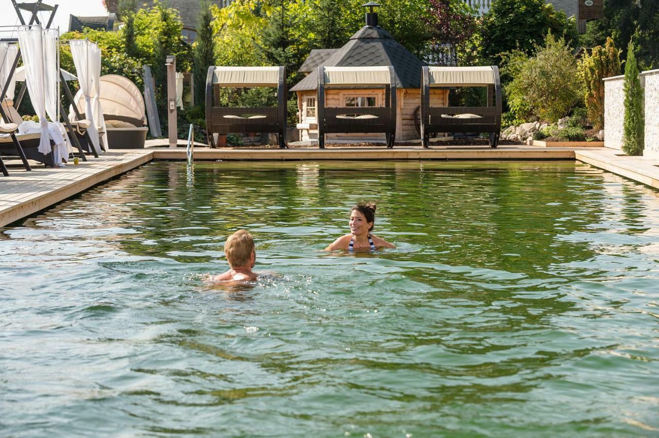 Hotel Winzer Wellness & Kuscheln Sankt Georgen im Attergau Ngoại thất bức ảnh