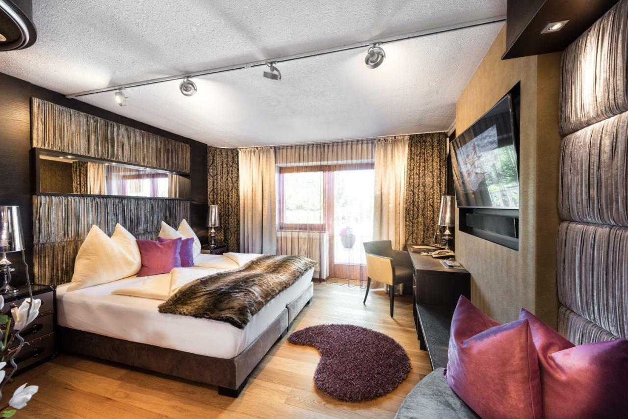 Hotel Winzer Wellness & Kuscheln Sankt Georgen im Attergau Ngoại thất bức ảnh